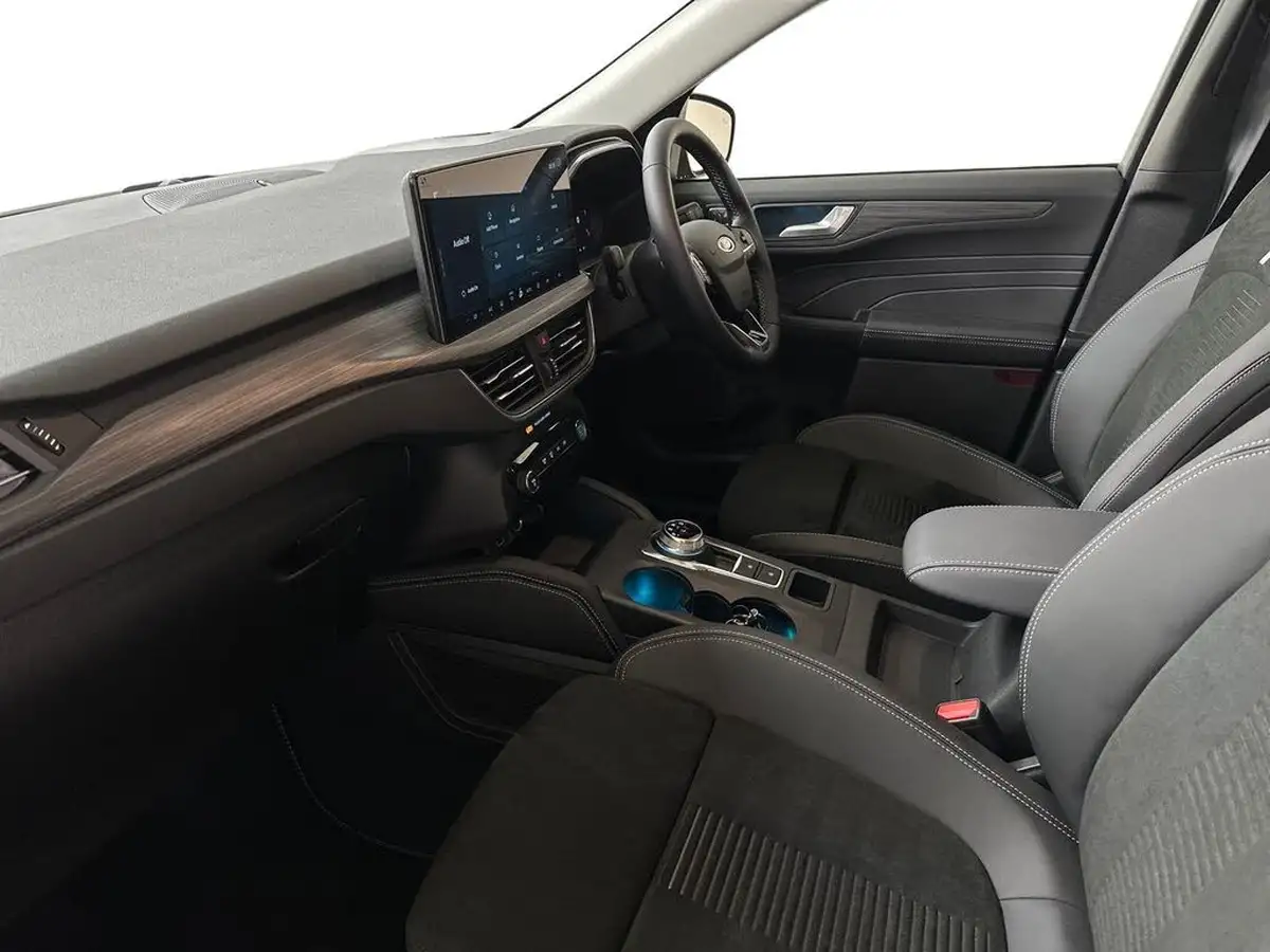 2025-ford-kuga-25t-active-243ps-phev-big-10