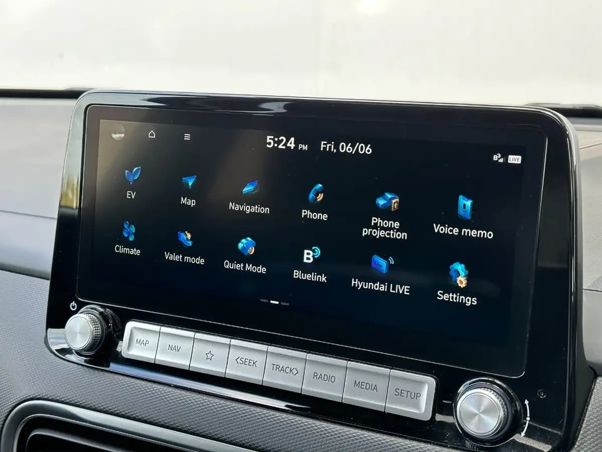 2021-hyundai-kona-e-ultimate-big-22