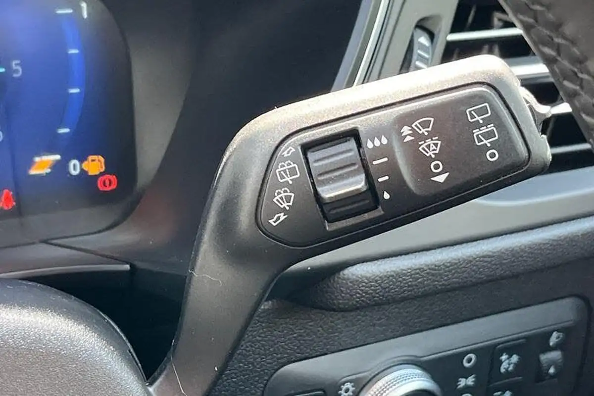 2022-ford-kuga-big-14