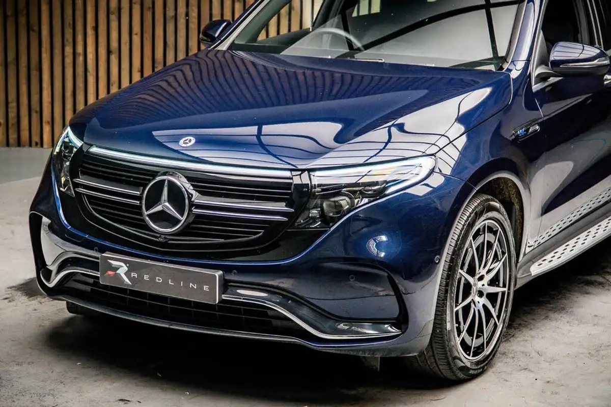 2021-mercedes-benz-eqc-e-eqc-400-amg-line-big-13