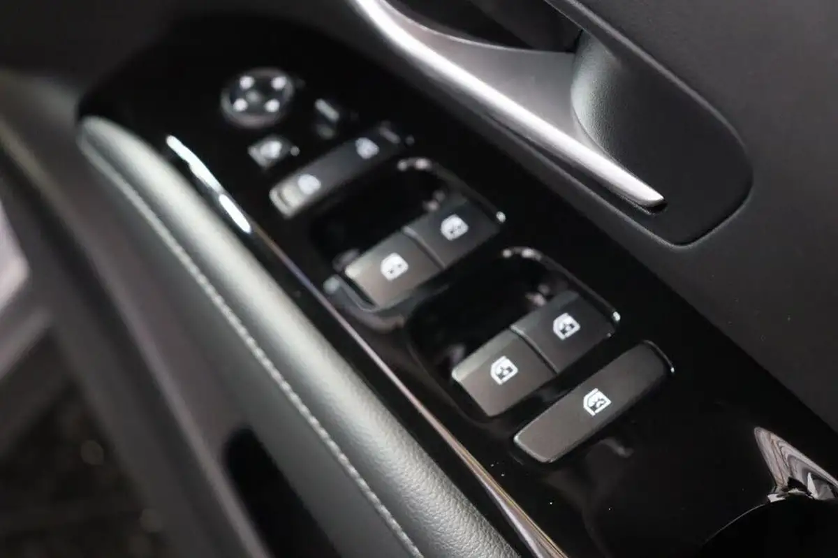 2022-hyundai-tucson-16-t-gdi-premium-230ps-hybrid-auto-big-17