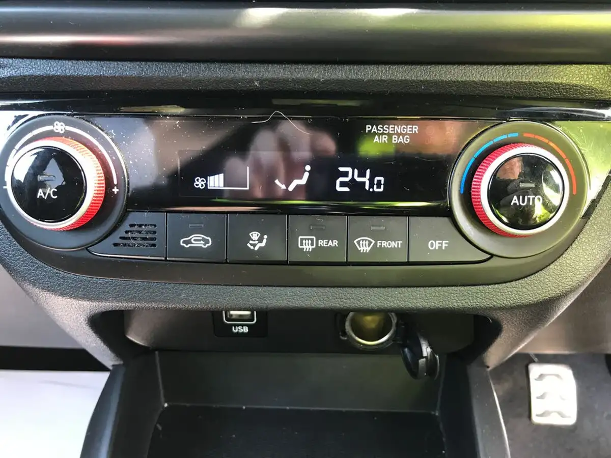 2023-hyundai-i10-10-t-gdi-n-line-big-21