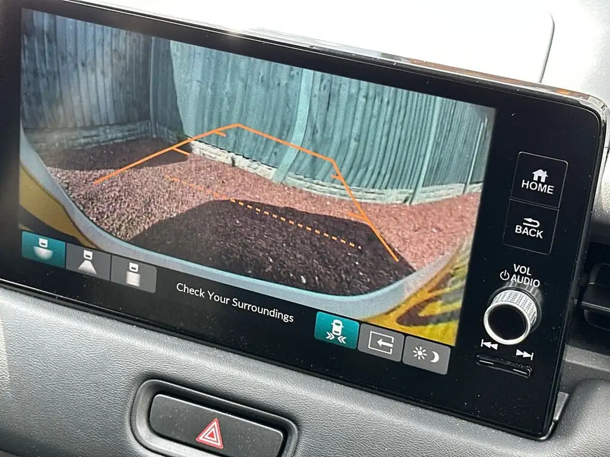 2022-honda-hr-v-15-i-mmd-advance-big-17