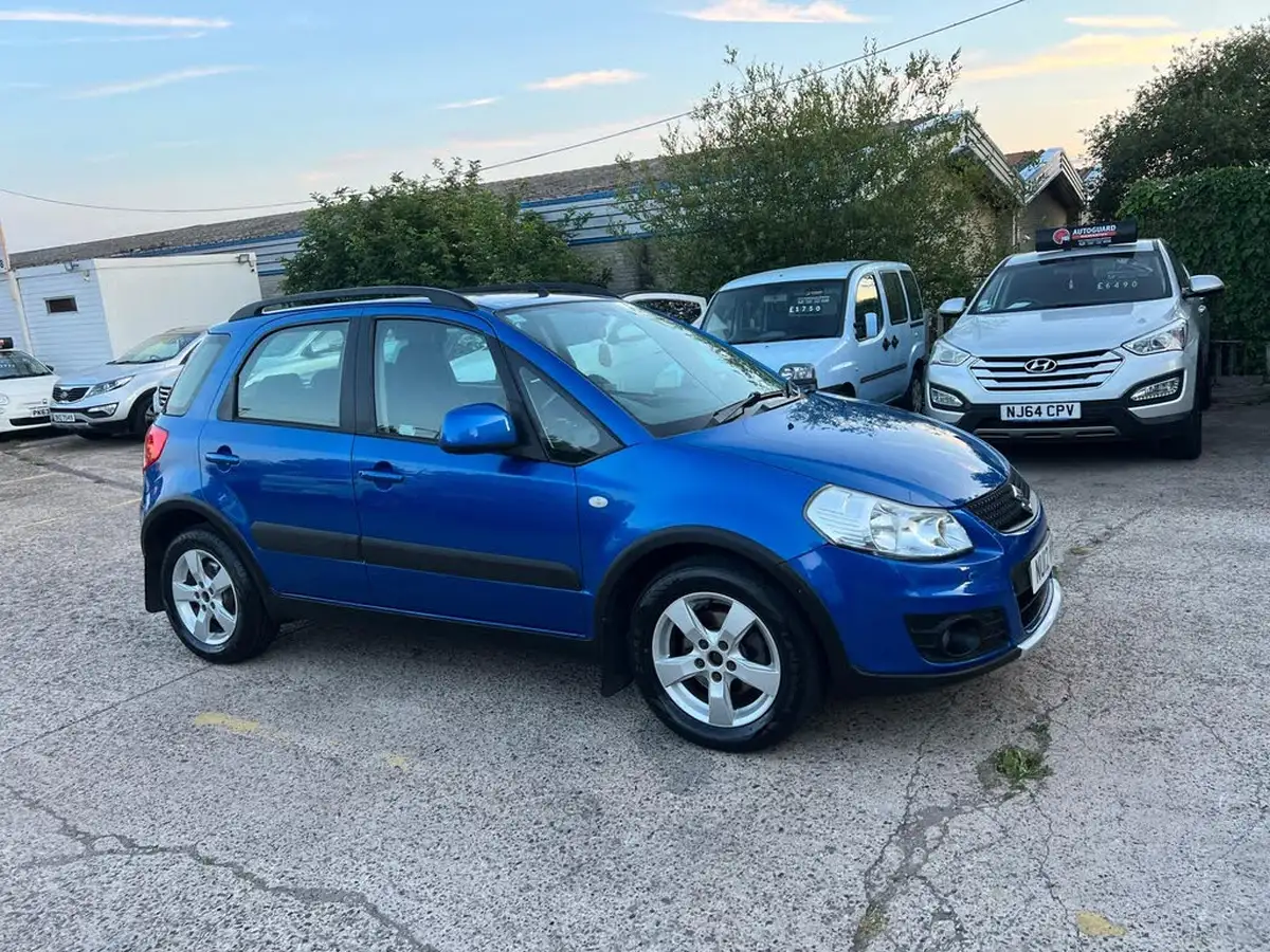 2011-suzuki-sx4-16-sz4-hatchback-5d-auto-big-6