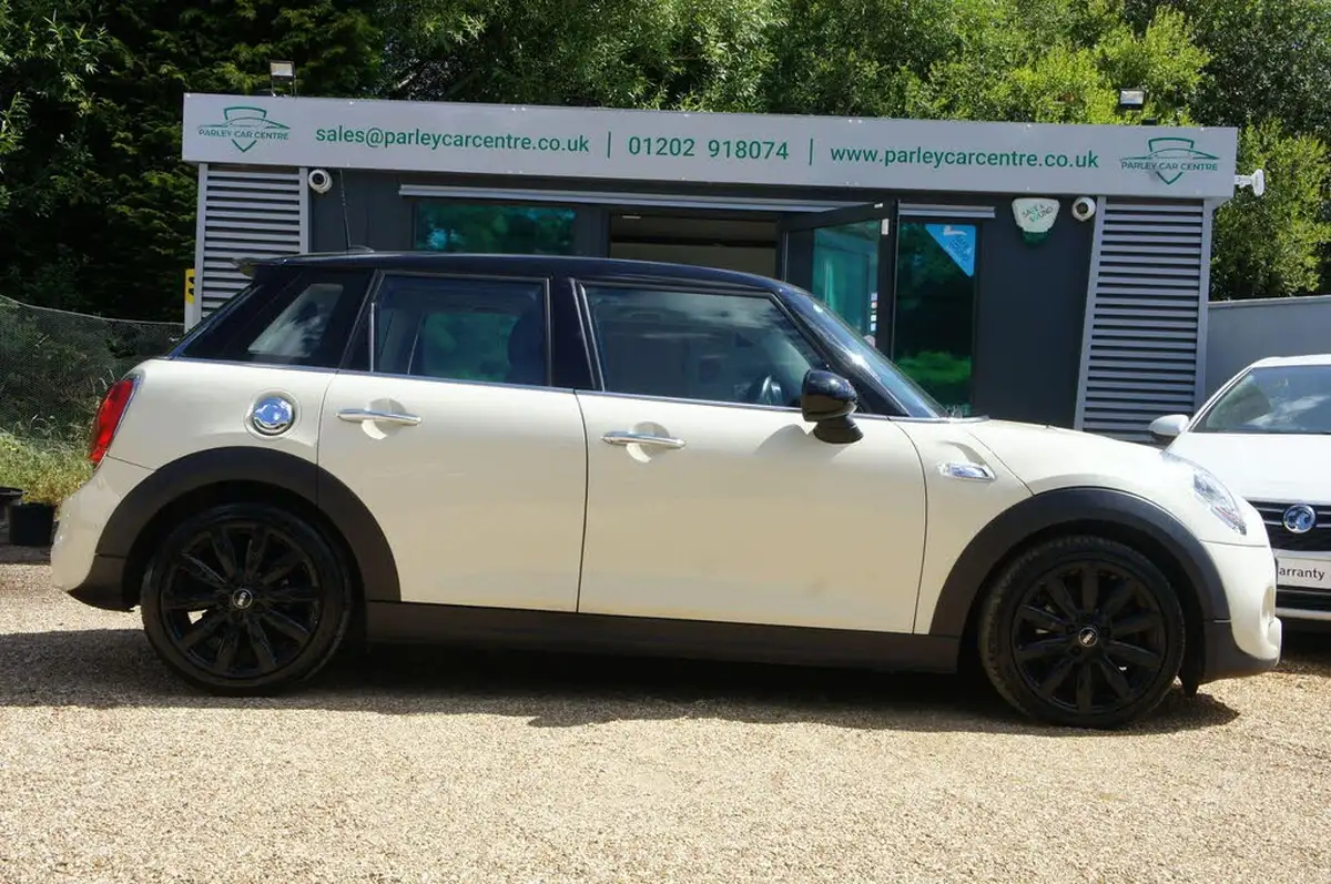 2015-mini-cooper-20td-cooper-sd-170bhp-ss-hatchback-5d-big-2