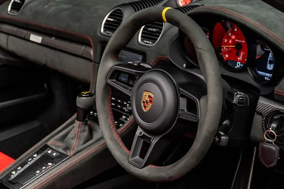 2024-porsche-boxster-718-40-spyder-rs-big-28