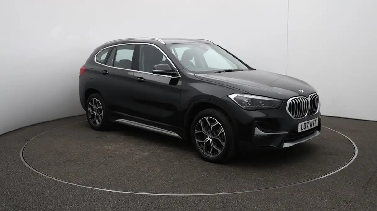 2021-bmw-x1-20-sdrive20i-xline-big-43
