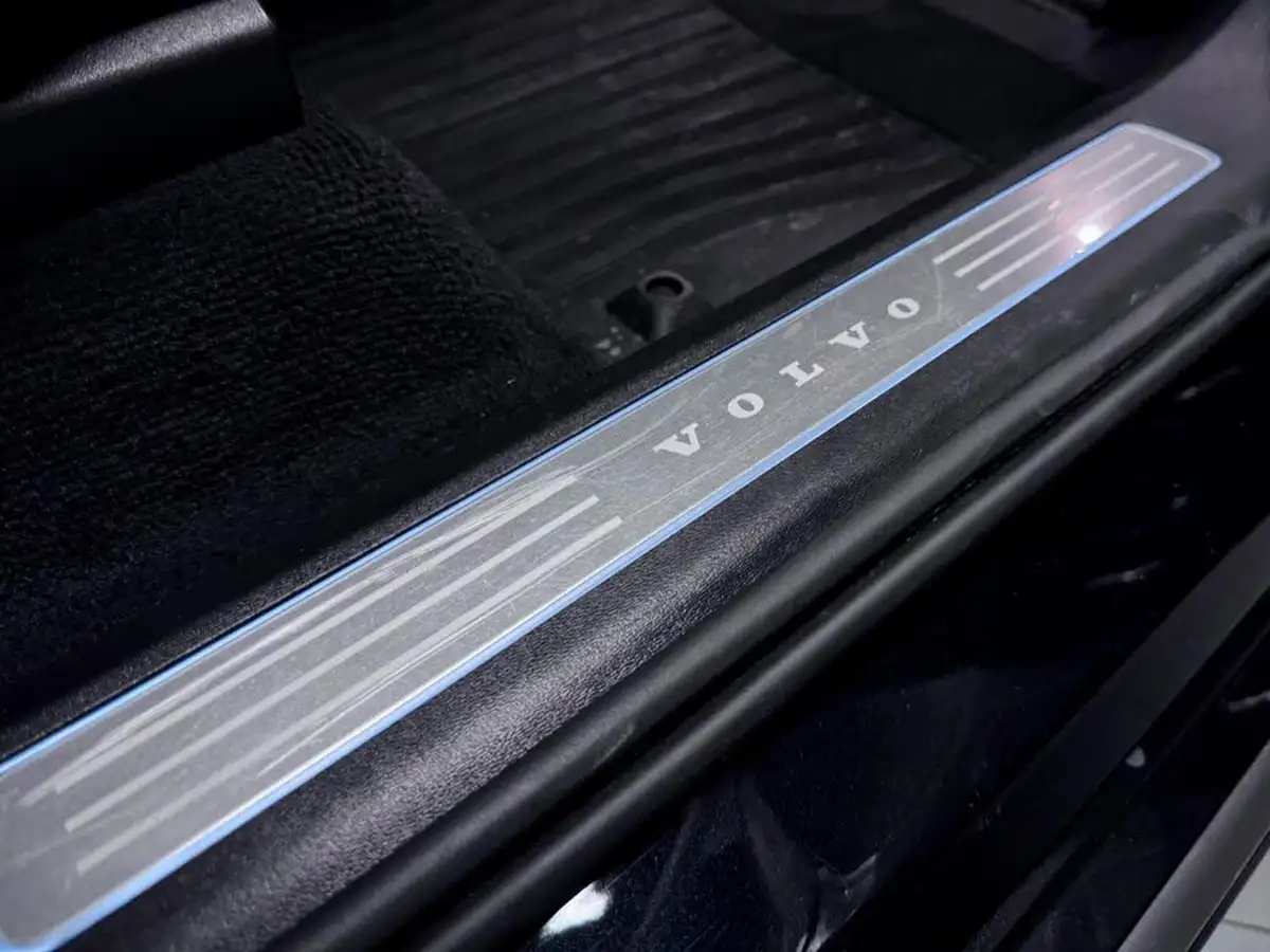 2024-volvo-xc90-20-t8-ultra-dark-big-20