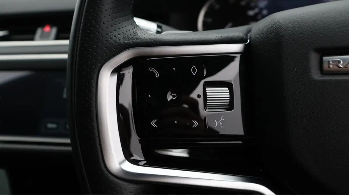 2021-land-rover-range-rover-evoque-20-p200-r-dynamic-s-big-22