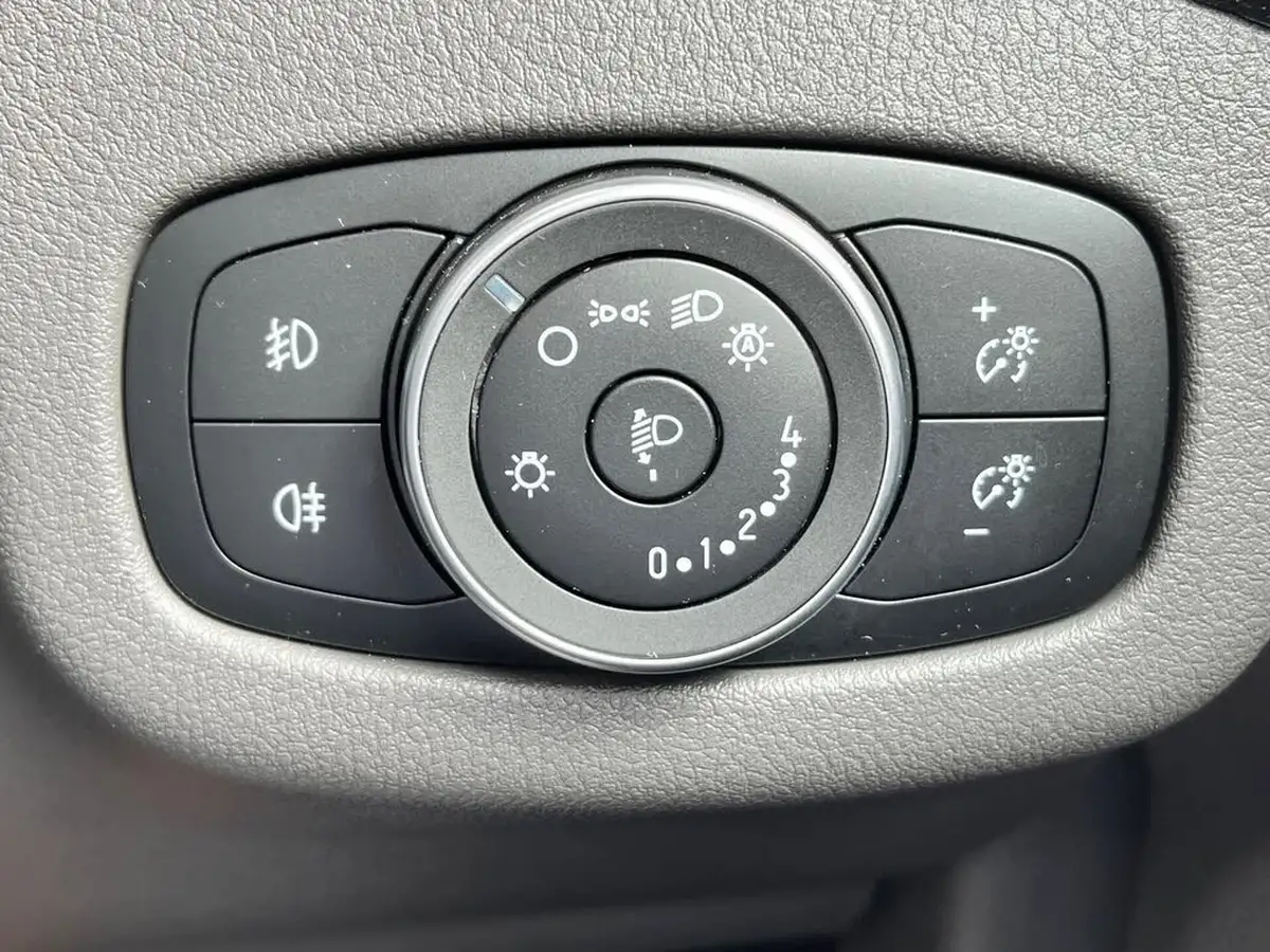 2022-ford-grand-tourneo-connect-15-active-120ps-ecoblue-1499cc-powershift-big-56