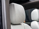 2021-porsche-macan-20-245ps-small-29
