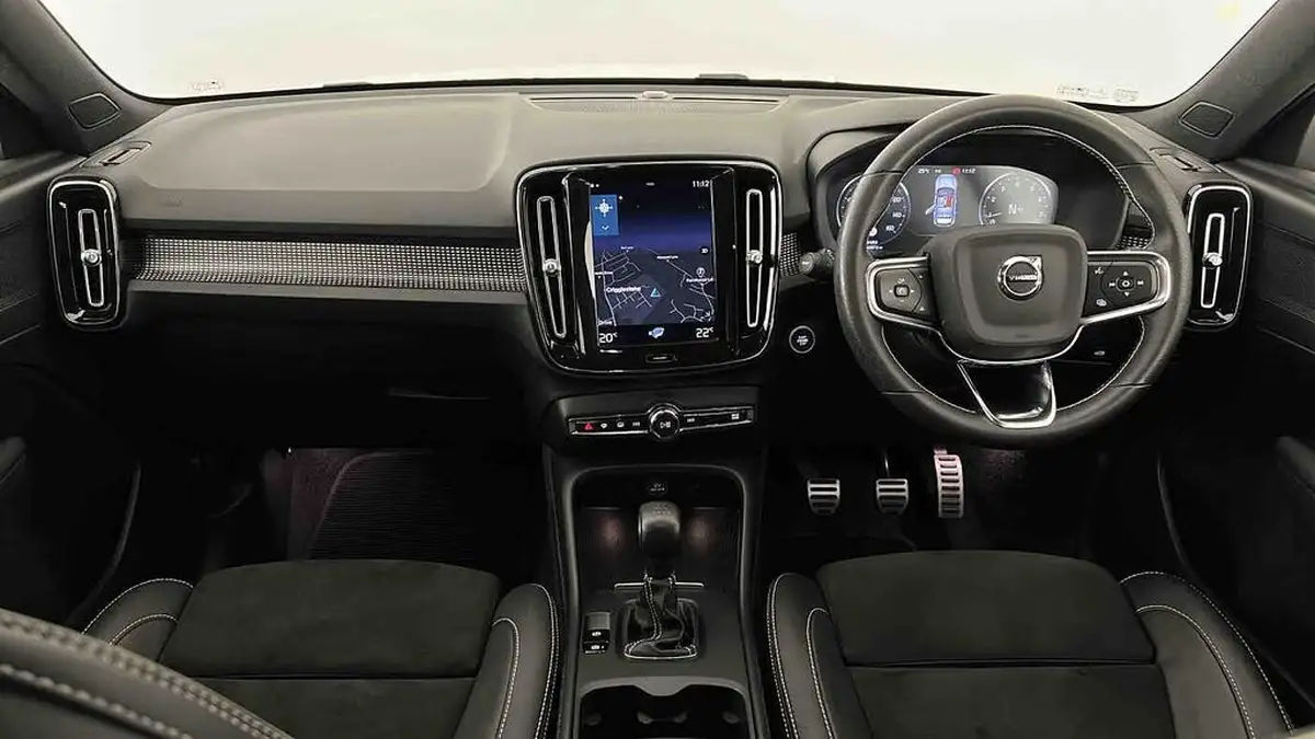2021-volvo-xc40-15-t3-r-design-161bhp-big-9
