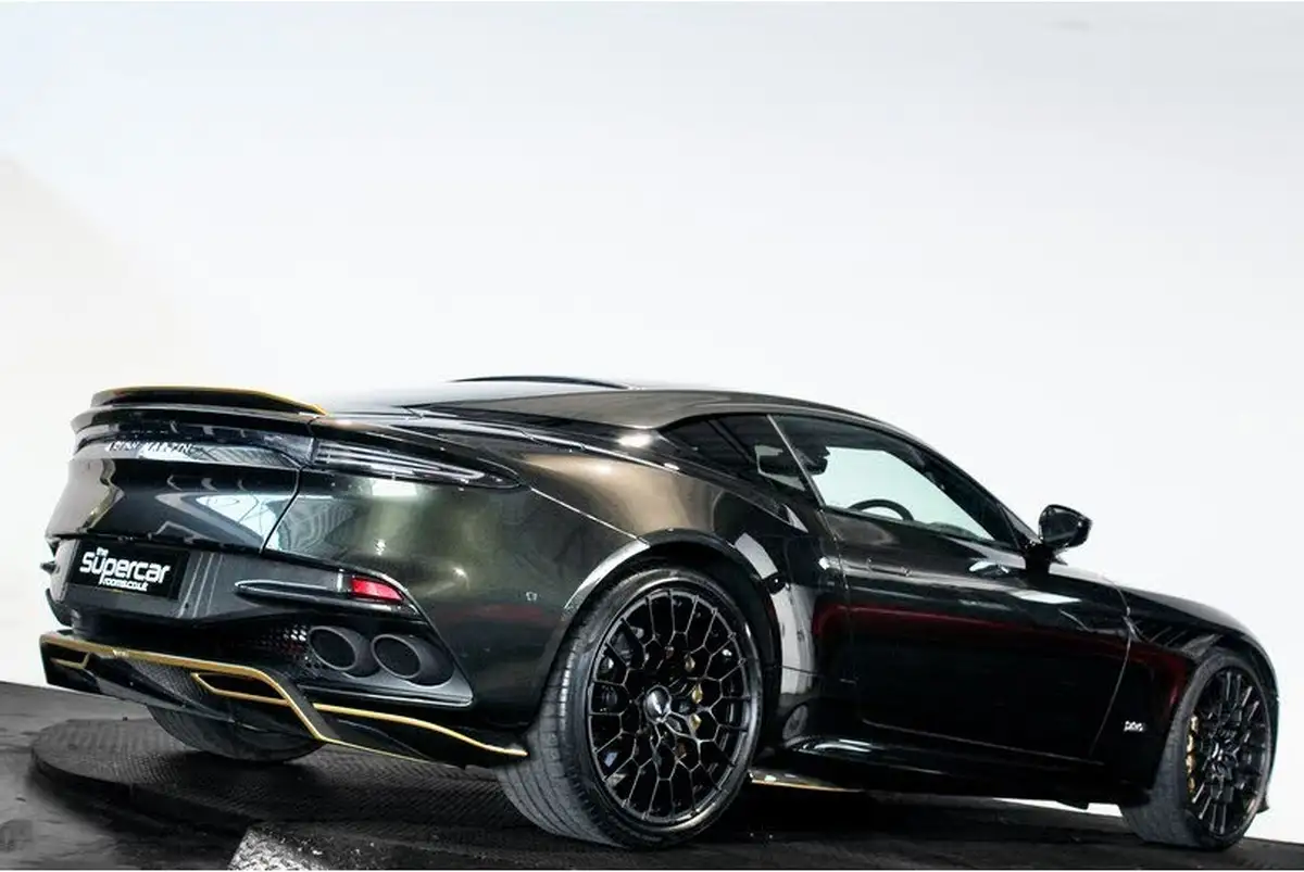 2023-aston-martin-dbs-big-68