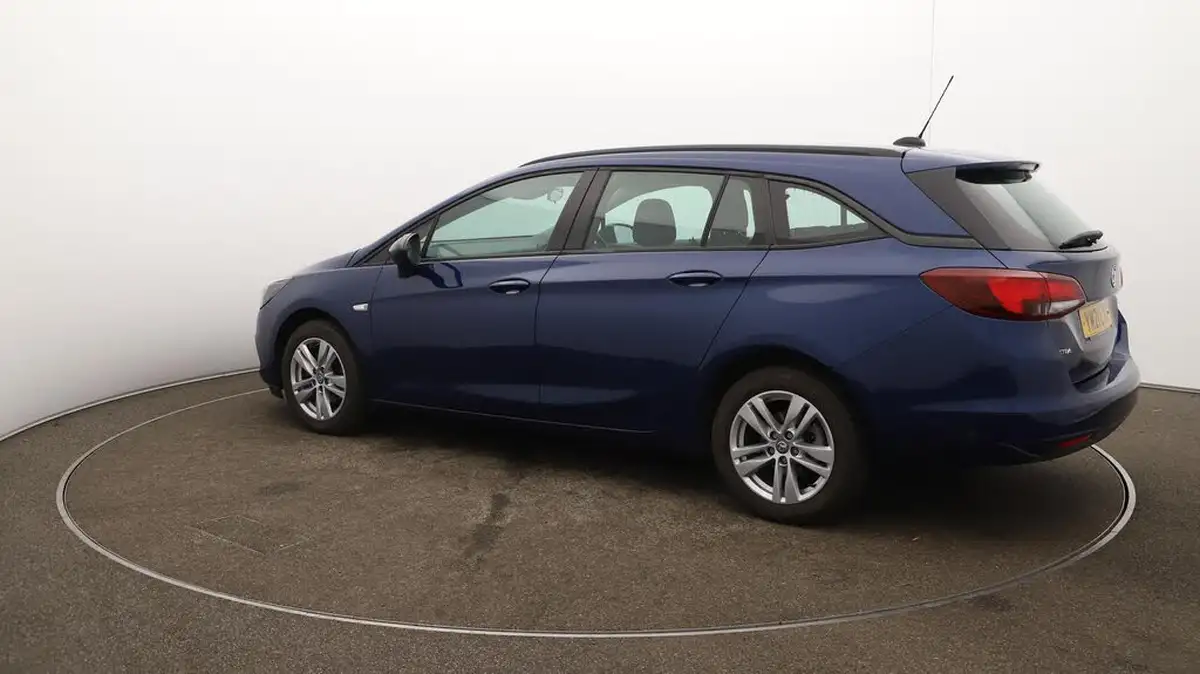 2021-vauxhall-astra-15-turbo-d-business-edition-nav-122ps-estate-big-34