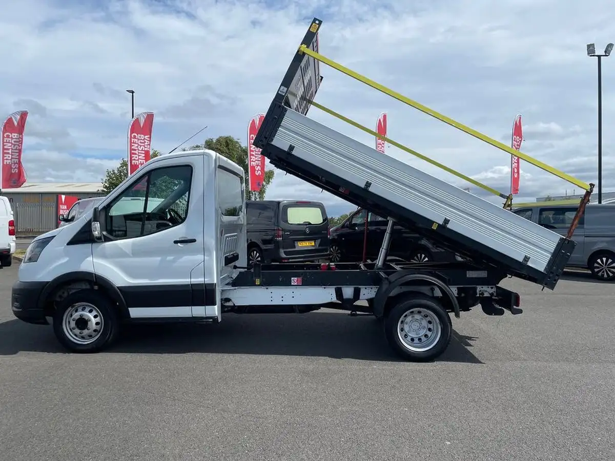 2022-ford-transit-20tdci-350-l2h1-leader-130pseu6dt-rwd-cab-big-21