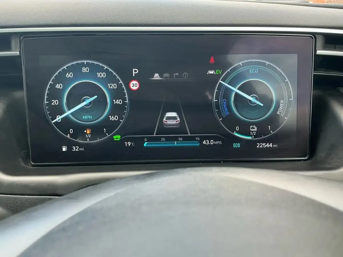 2022-hyundai-tucson-16-t-gdi-ultimate-230ps-hybrid-auto-big-12