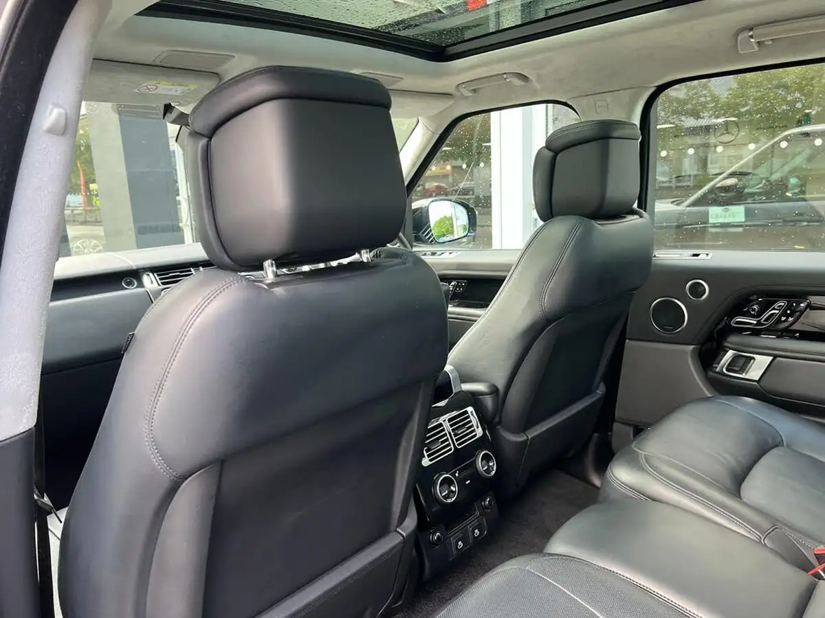 2021-land-rover-range-rover-20-p400e-autobiography-big-23