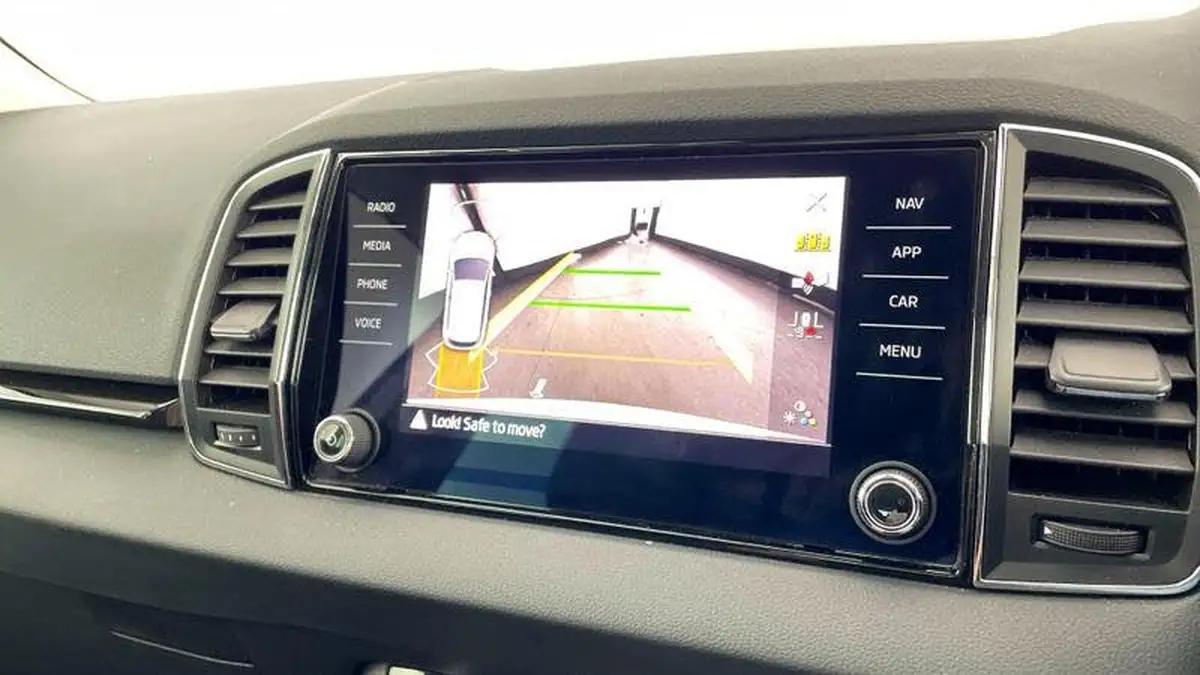 2024-skoda-karoq-10-tsi-se-l-edition-big-14