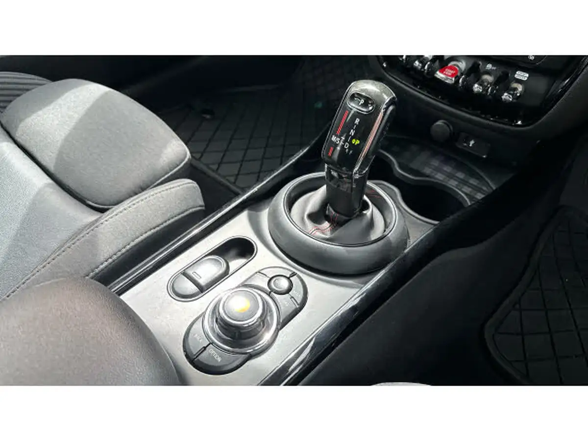 2018-mini-clubman-20td-cooper-sd-sport-auto-big-9