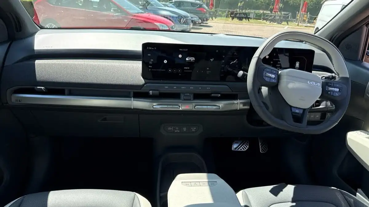 2025-kia-ev3-e-gt-line-s-big-5