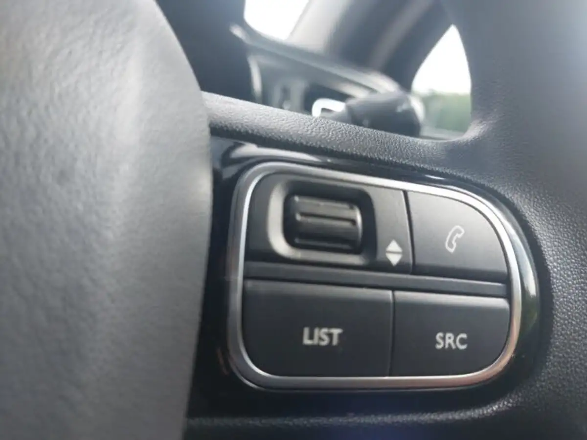 2024-citroen-c3-12-puretech-plus-110ps-eat6-big-11