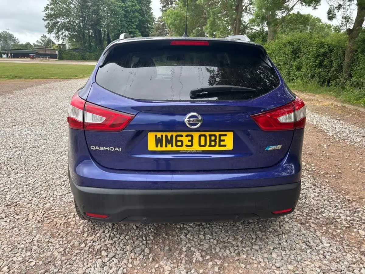 2014-nissan-qashqai-16dci-tekna-big-6