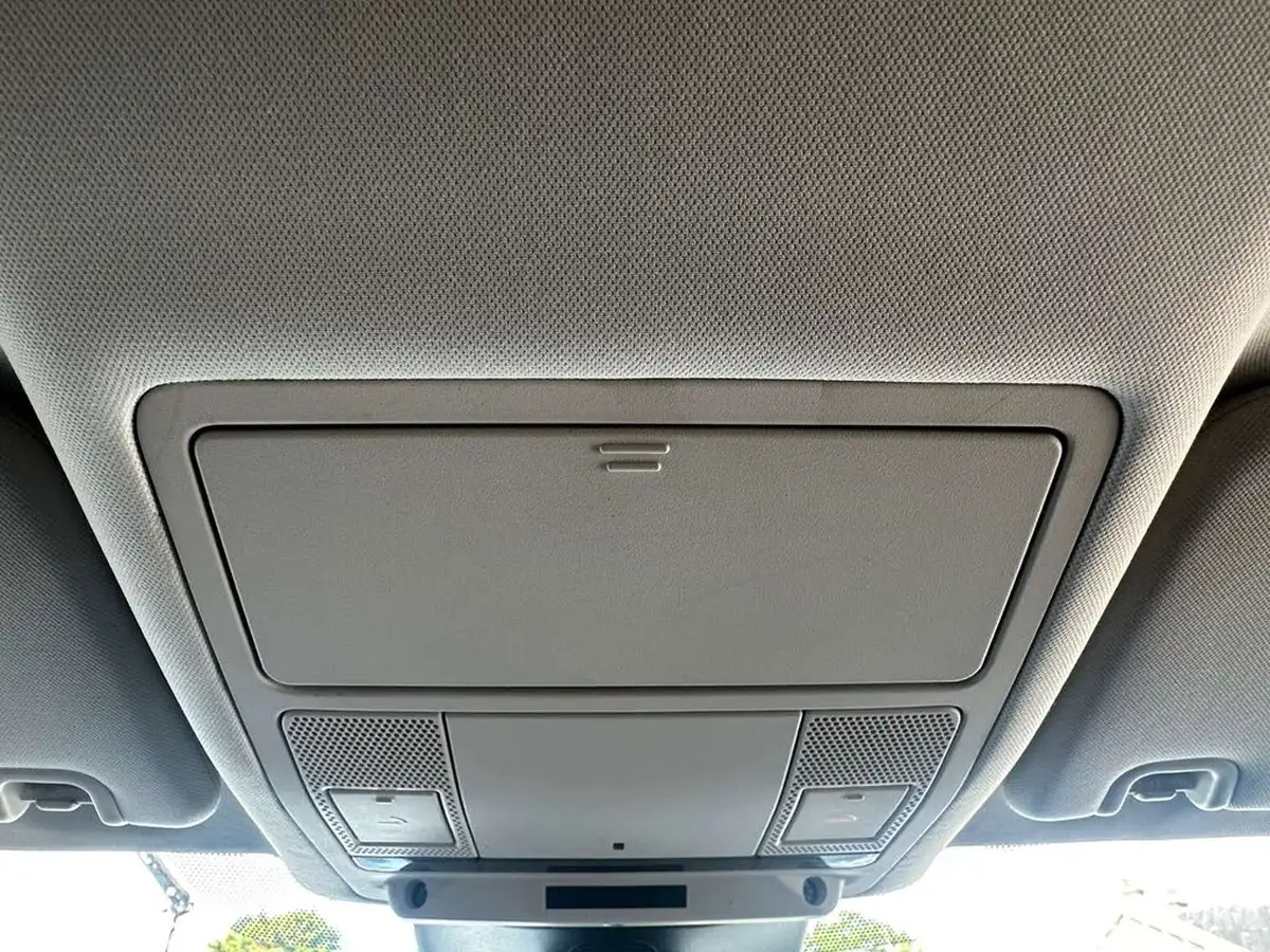2018-land-rover-discovery-20sd4-se-240ps-awd-station-wagon-5d-auto-big-32