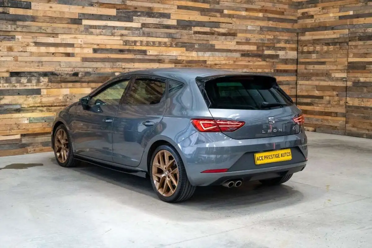 2018-seat-leon-20tdi-fr-technology-184ps-hatchback-5d-dsg-big-8