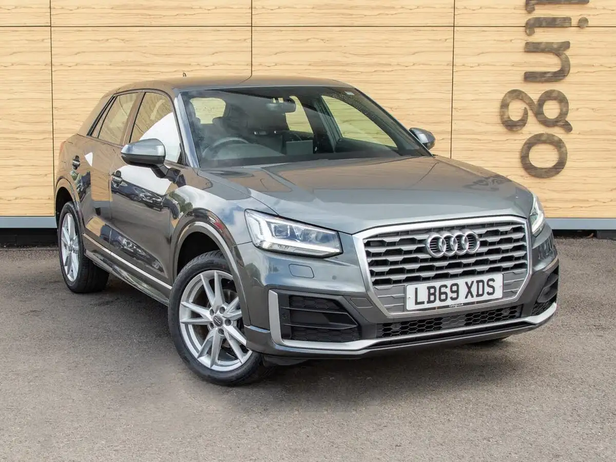 2019-audi-q2-16-30-tdi-s-line-tronic-big-0