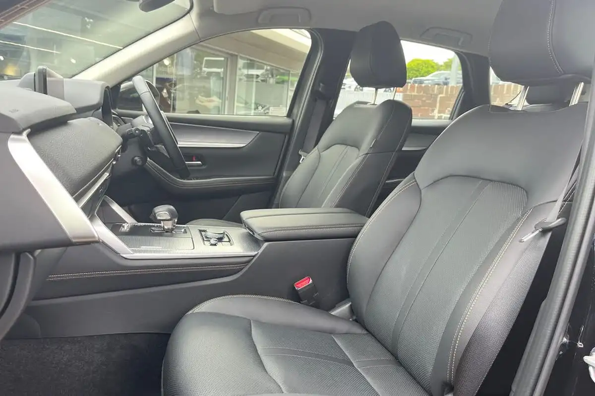 2022-mazda-cx-60-25-e-skyactiv-homura-big-32