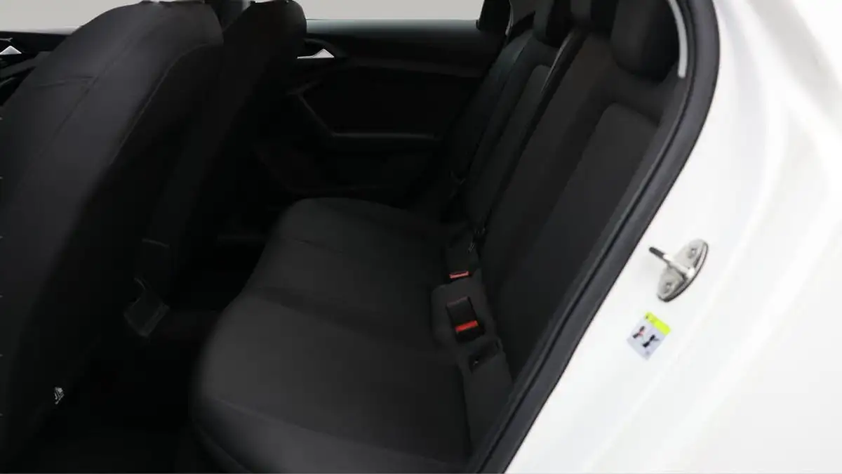 2021-audi-a1-10-30-tfsi-technik-110ps-big-16