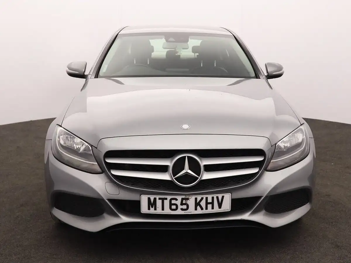 2015-mercedes-benz-c-class-21cdi-c220-se-executivess-saloon-4d-big-3