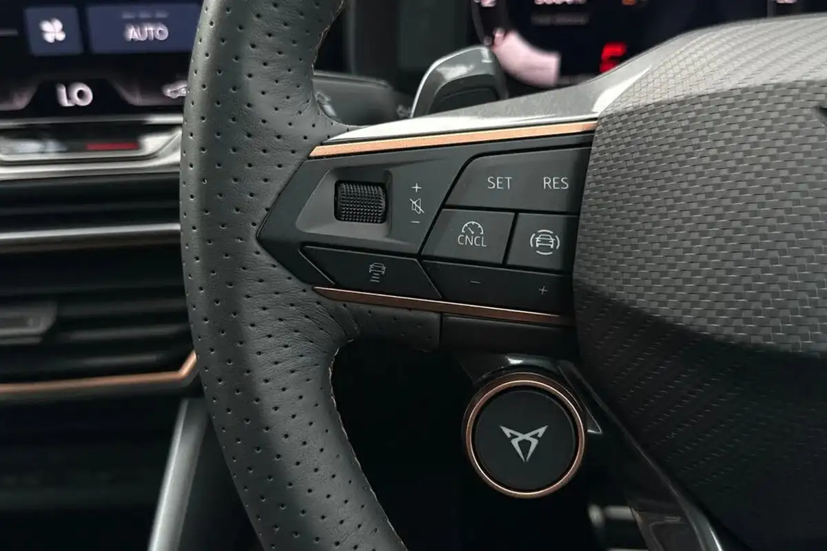 2024-cupra-formentor-20-tsi-vz2-333ps-4drive-big-47
