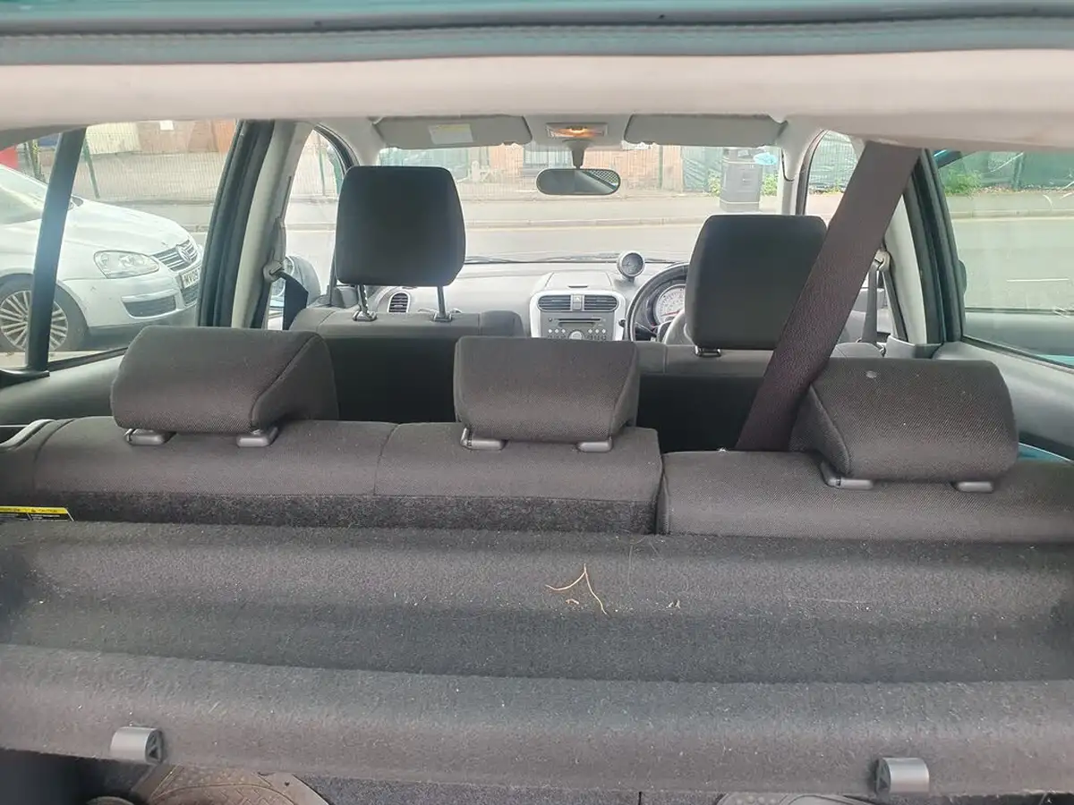 2008-suzuki-splash-12-gls-big-8