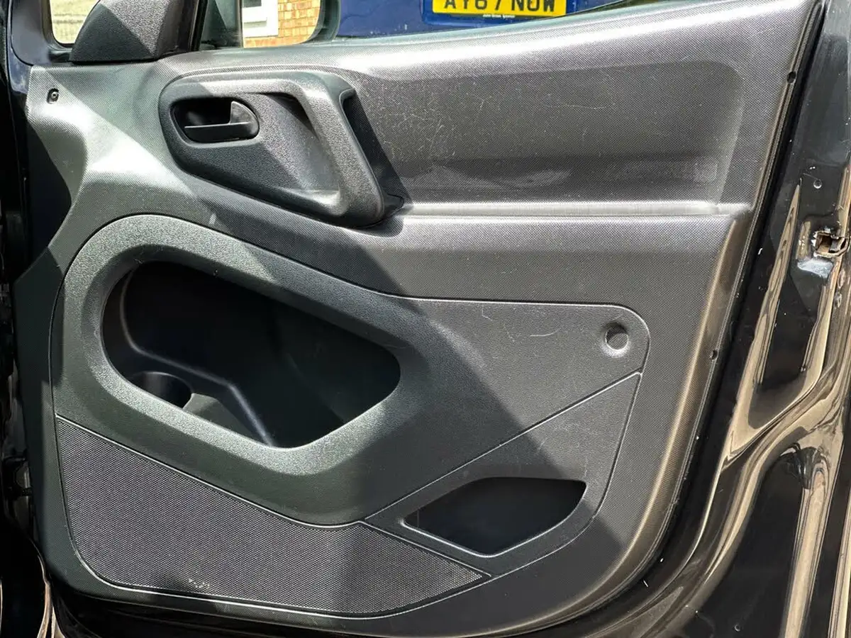 2014-citroen-berlingo-16td-l1625-enterprise-special-edition-panel-big-32