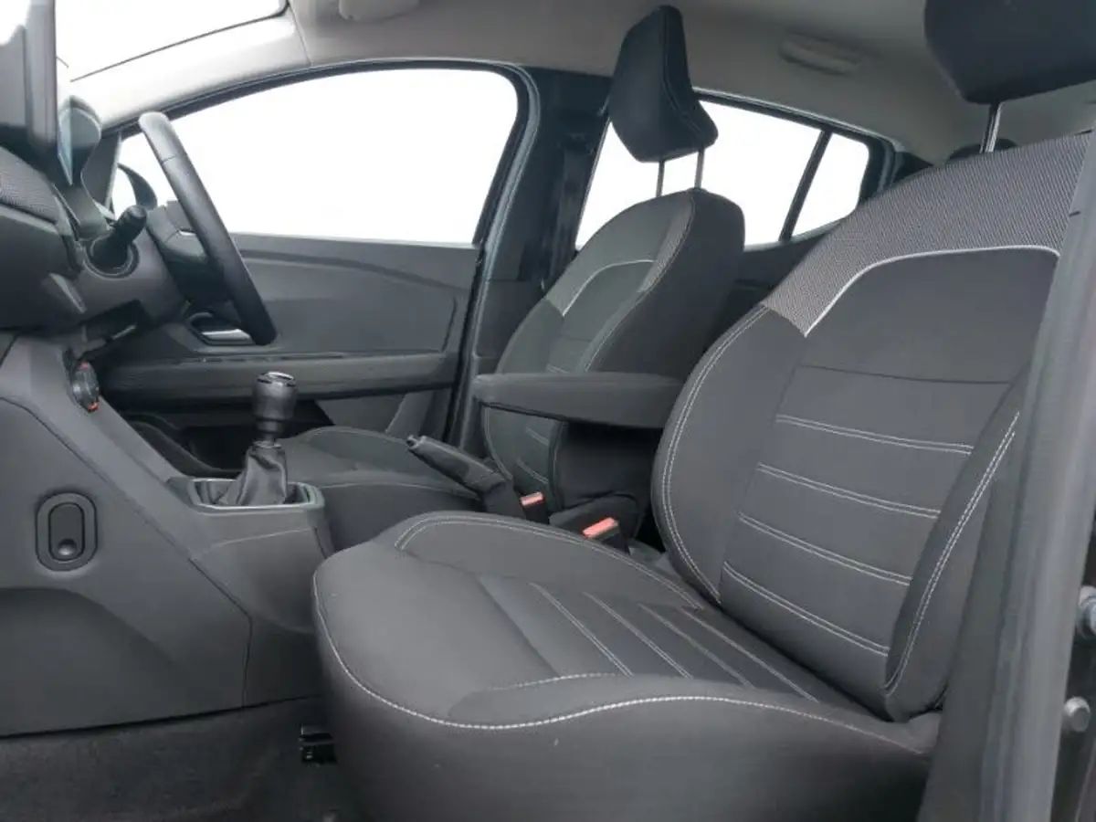 2023-dacia-sandero-10-tce-expression-90bhp-big-4