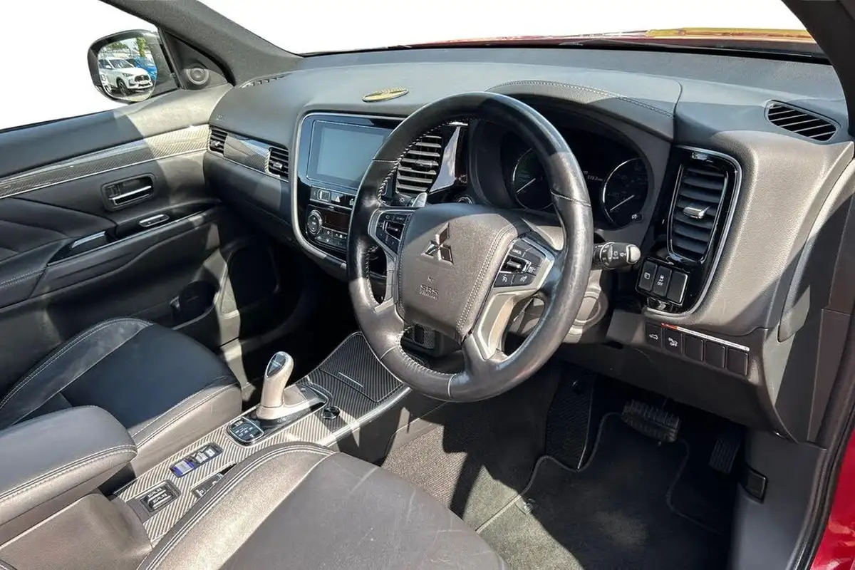 2019-mitsubishi-outlander-24-4h-phev-big-5