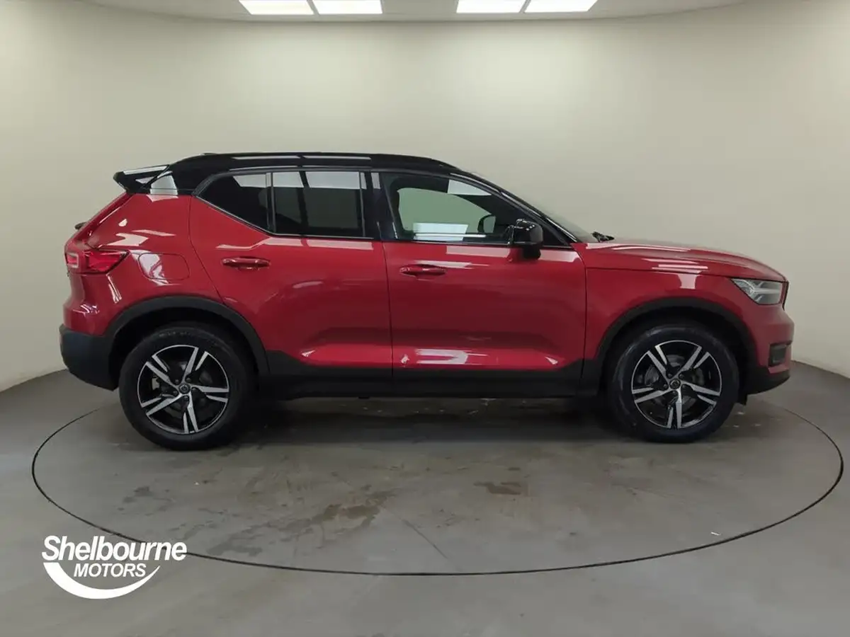 2020-volvo-xc40-15-t3-r-design-geartronic-big-2