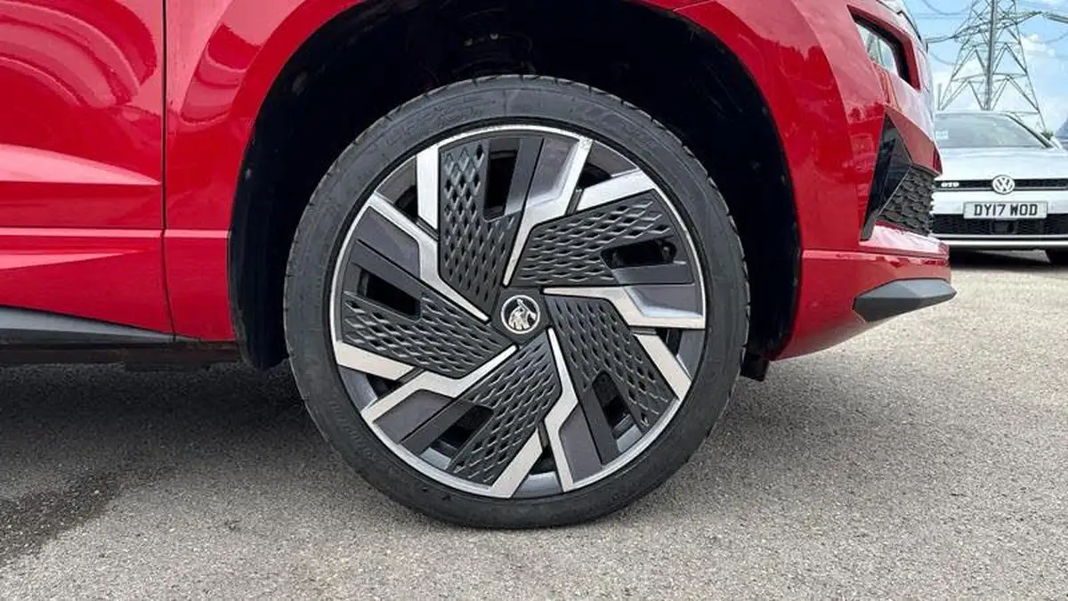 2022-skoda-karoq-15-tsi-sportline-dsg-big-4