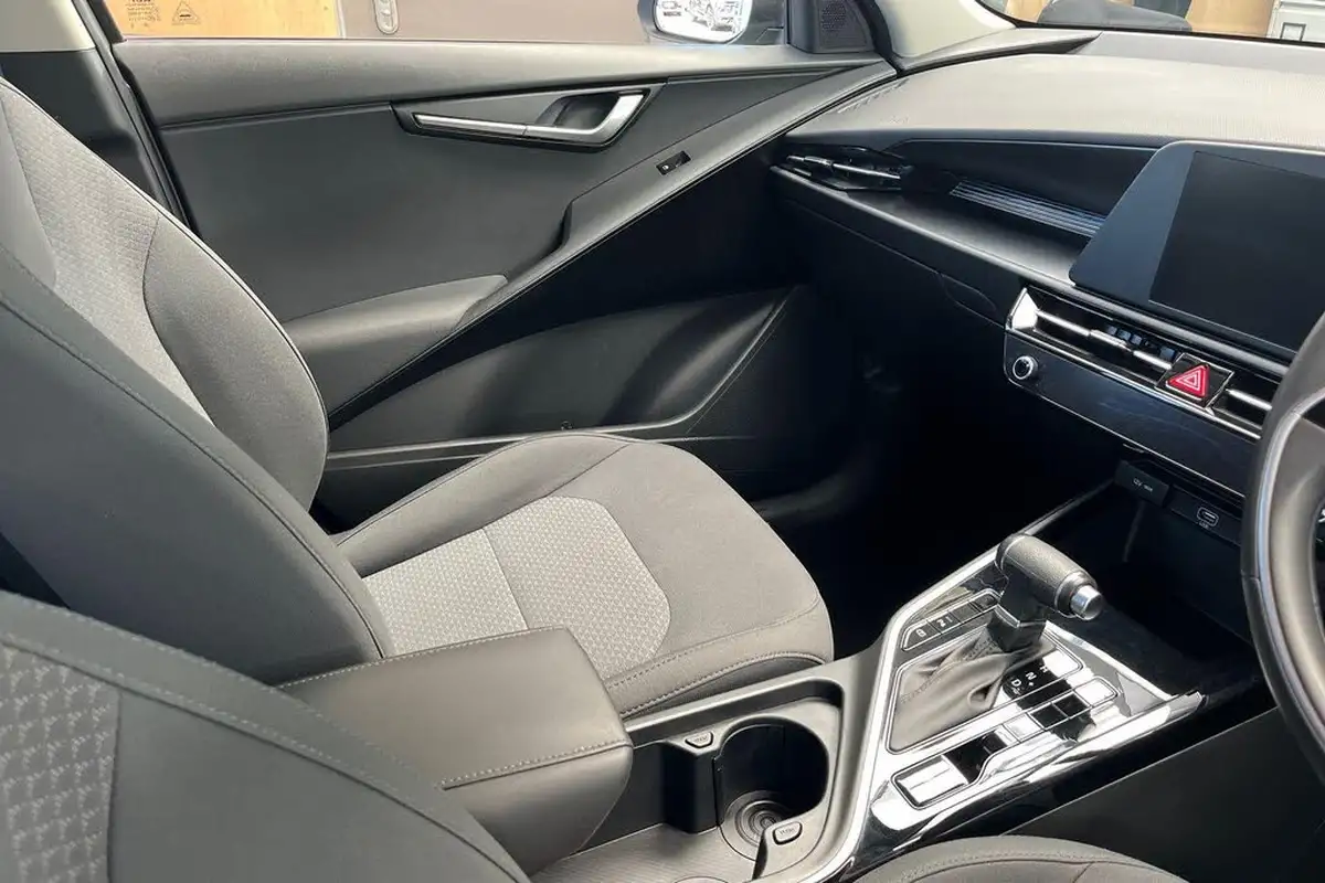 2023-kia-niro-16-gdi-139bhp-hev-132kwh-big-18