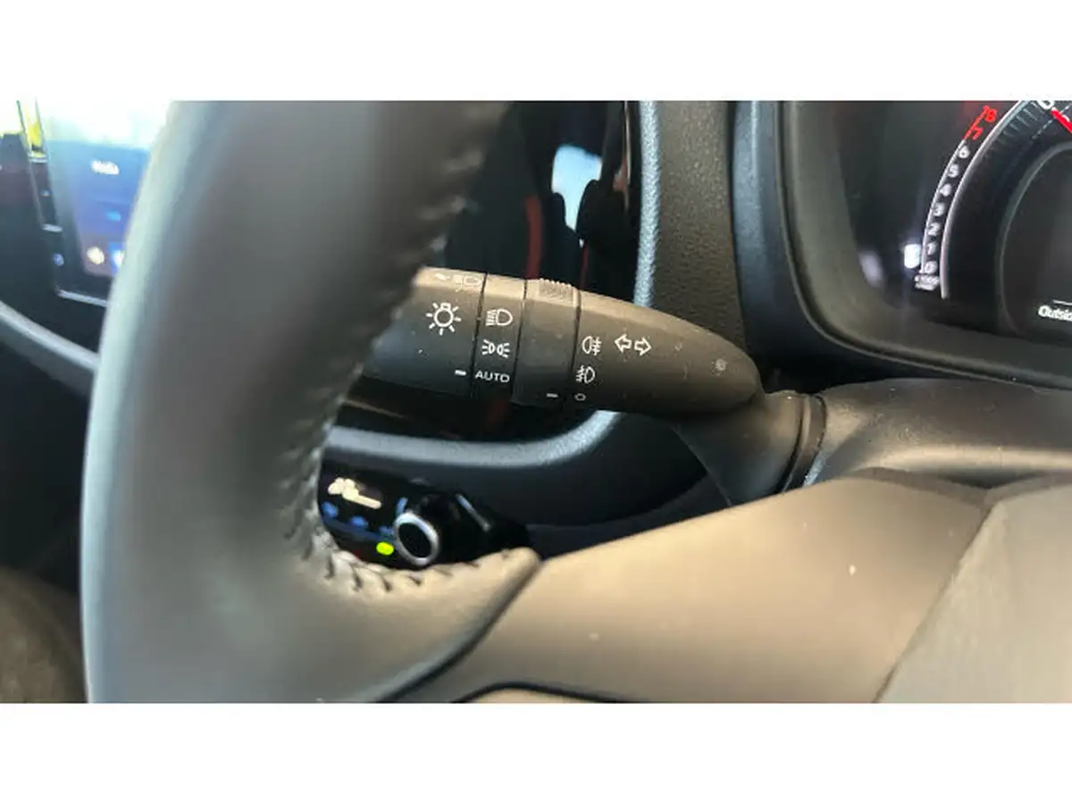 2024-toyota-aygo-x-10-vvt-i-edge-big-27