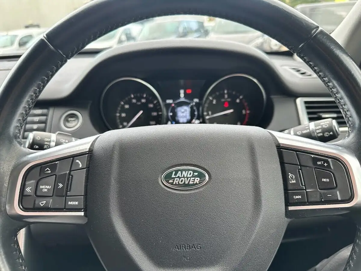 2017-land-rover-discovery-sport-20td4-se-150ps-station-wagon-big-12