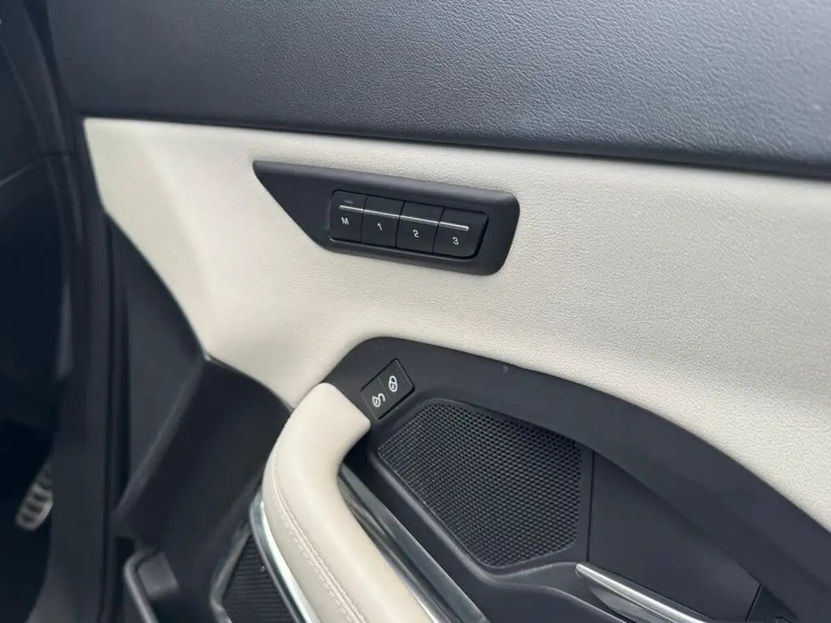 2021-jaguar-e-pace-20-i4d-r-dynamic-hse-240ps-big-15