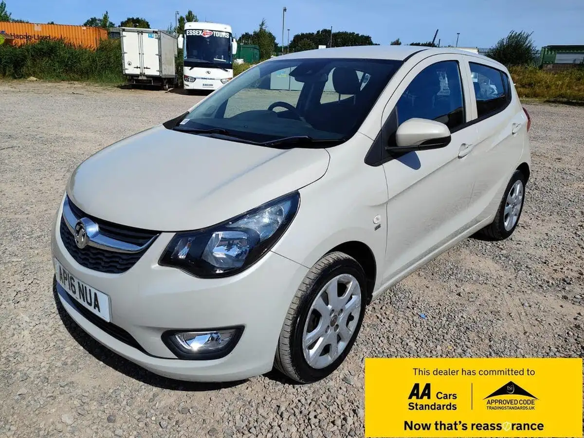 2016-vauxhall-viva-10i-se-big-2