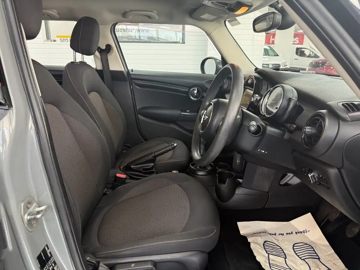 2016-mini-cooper-15-cooper-ss-hatchback-5d-big-23