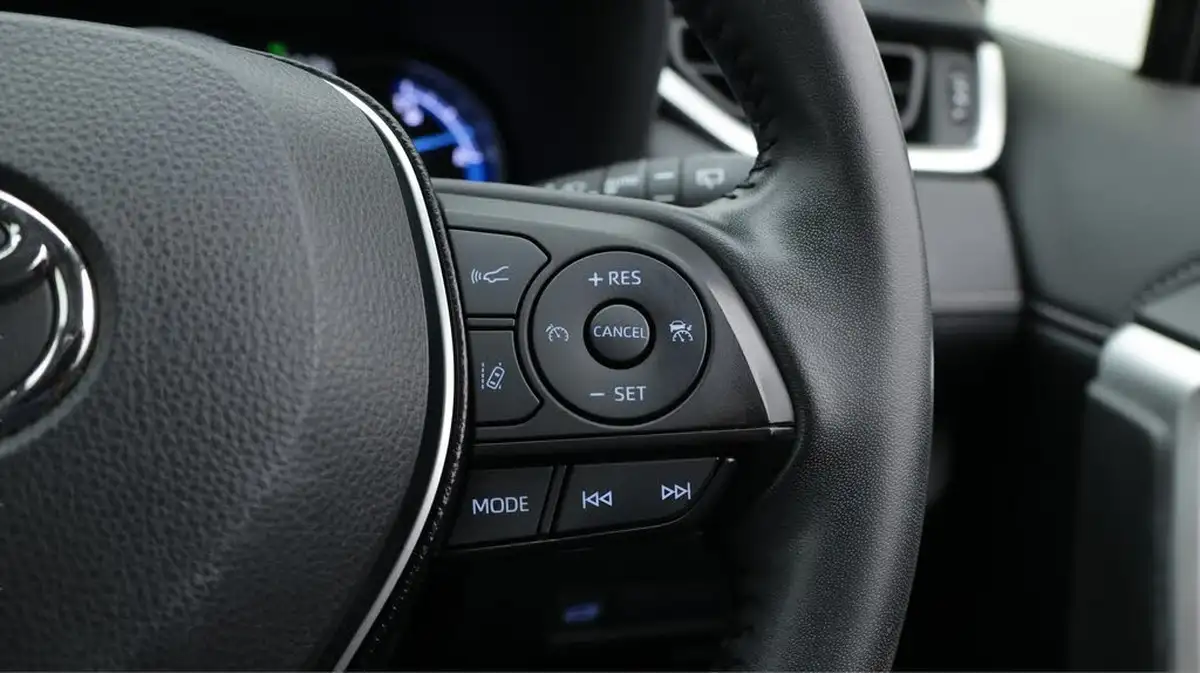 2020-toyota-rav4-25-vvt-i-design-219bhp-big-25