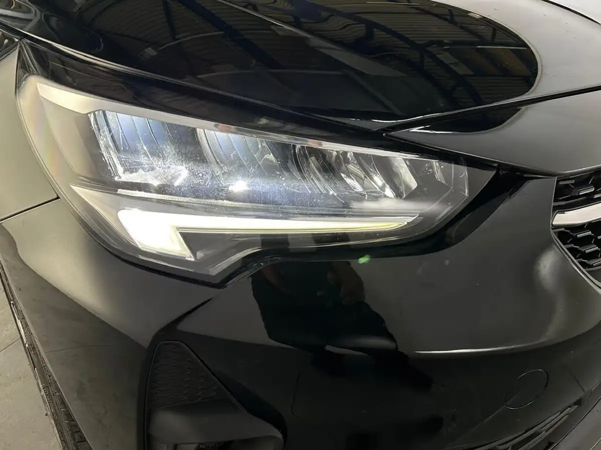 2022-vauxhall-corsa-e-sri-premium-big-35
