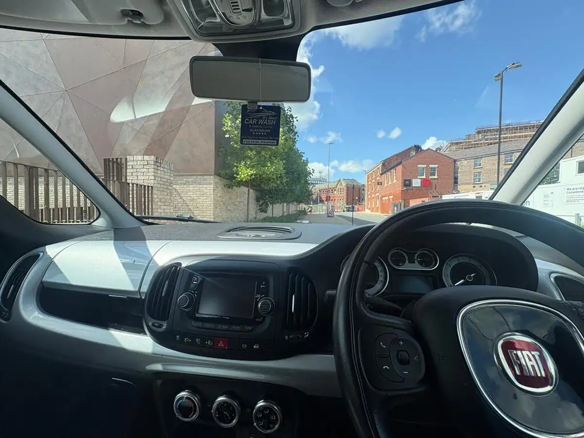 2014-fiat-500l-14-pop-star-95bhp-big-12