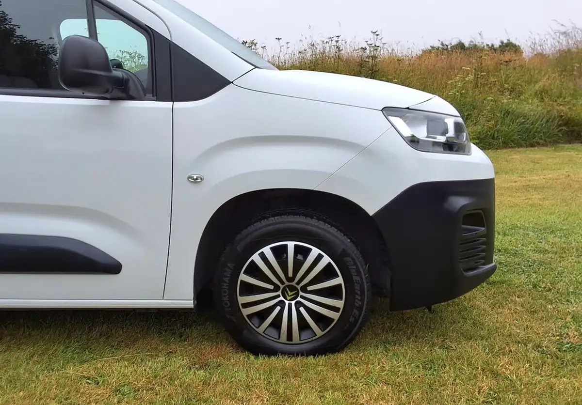 2019-citroen-berlingo-16bluehdi-650-enterprise-big-12