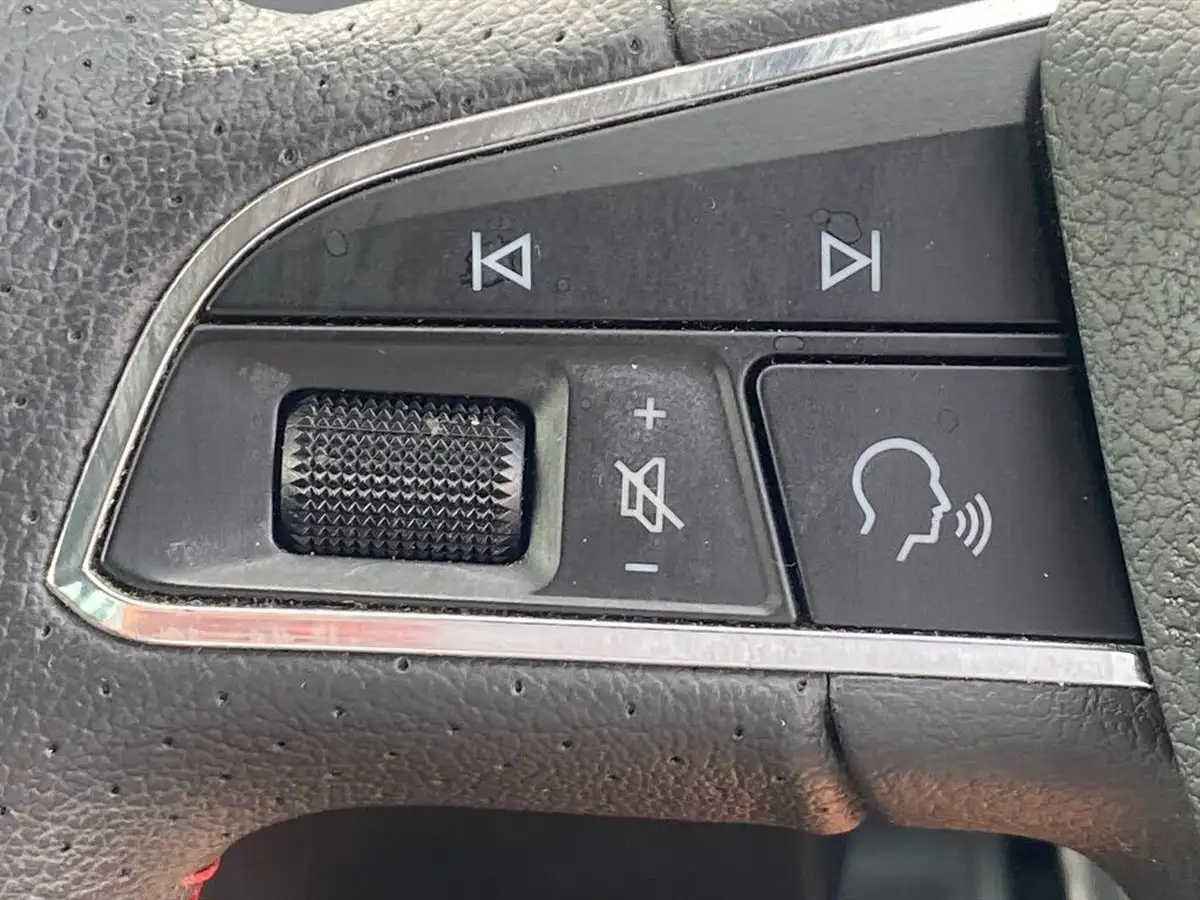 2019-seat-ibiza-10-tsi-fr-115ps-big-25